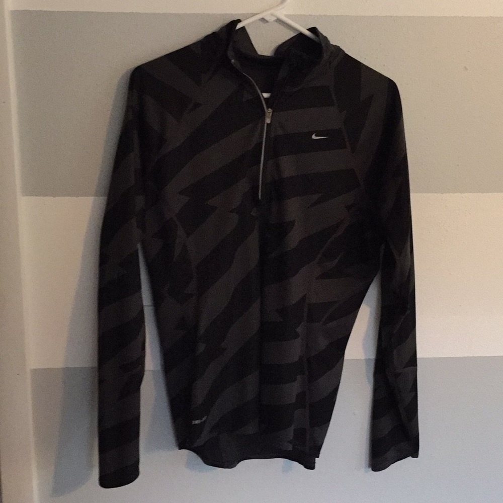Nike pullover
